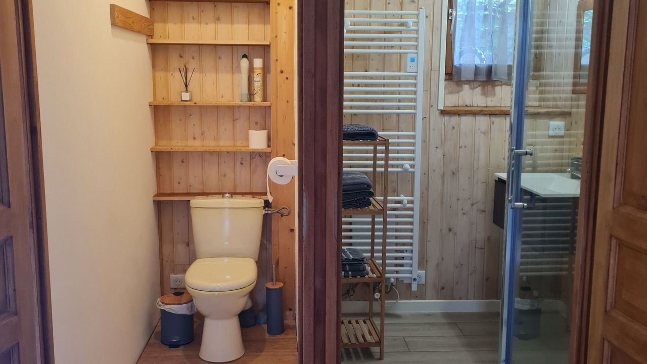 Photo of Bathroom in Le Noyer