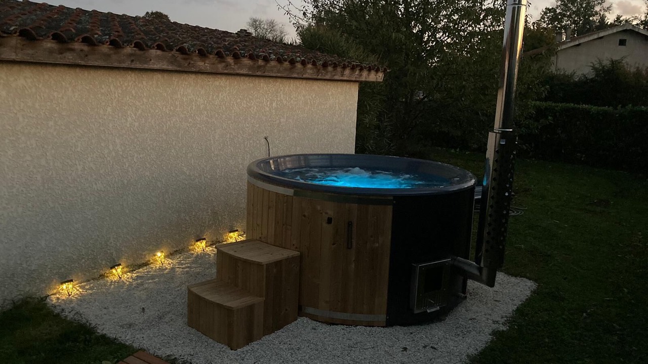 Photo of Outdoor in Montans