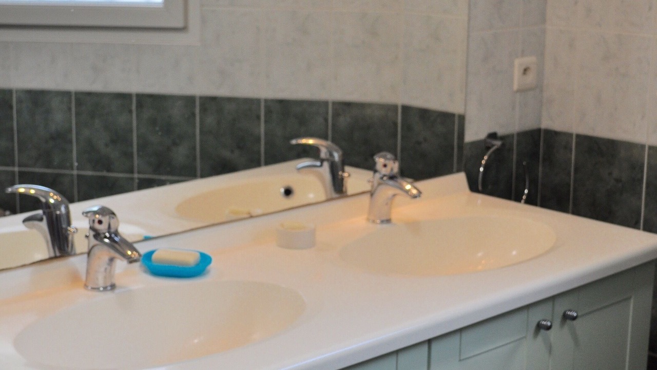 Photo of Bathroom in Montans