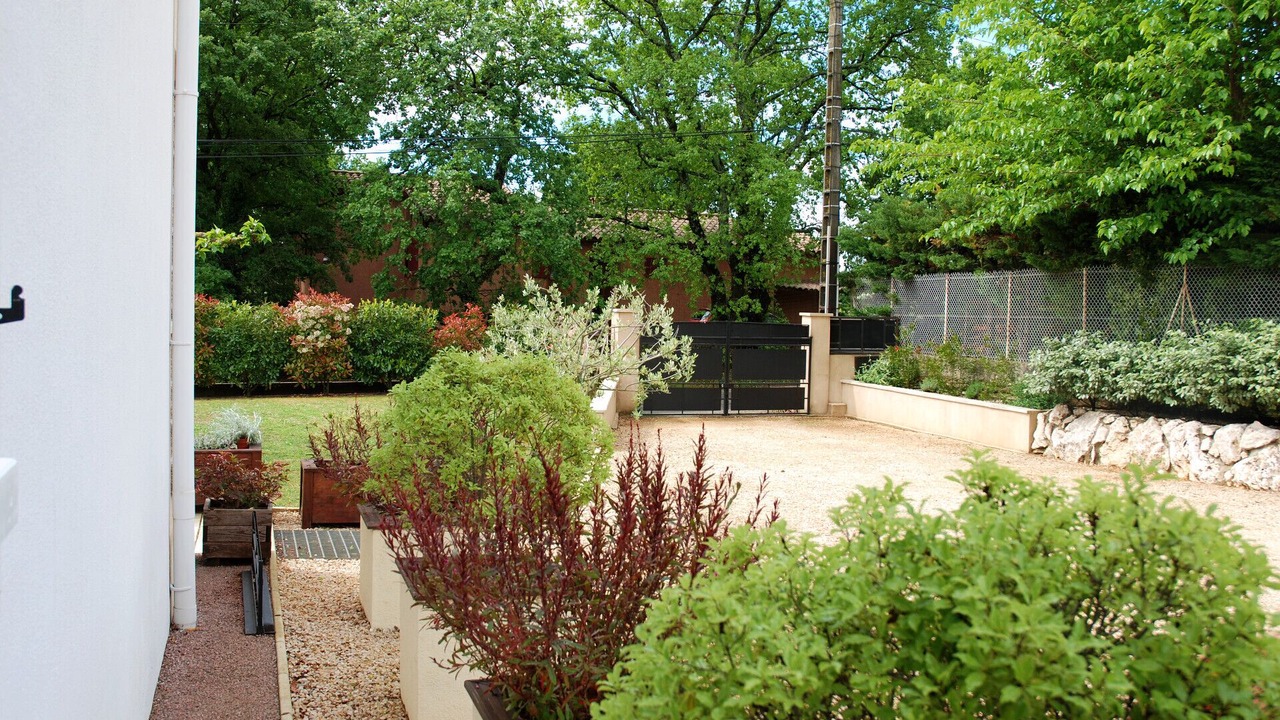 Photo of Outdoor in Saint-Laurent-La-Vernede
