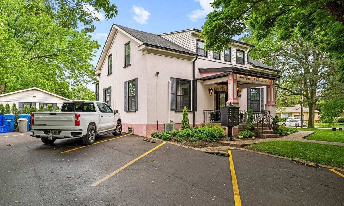 Photo of Outdoor in Burlington