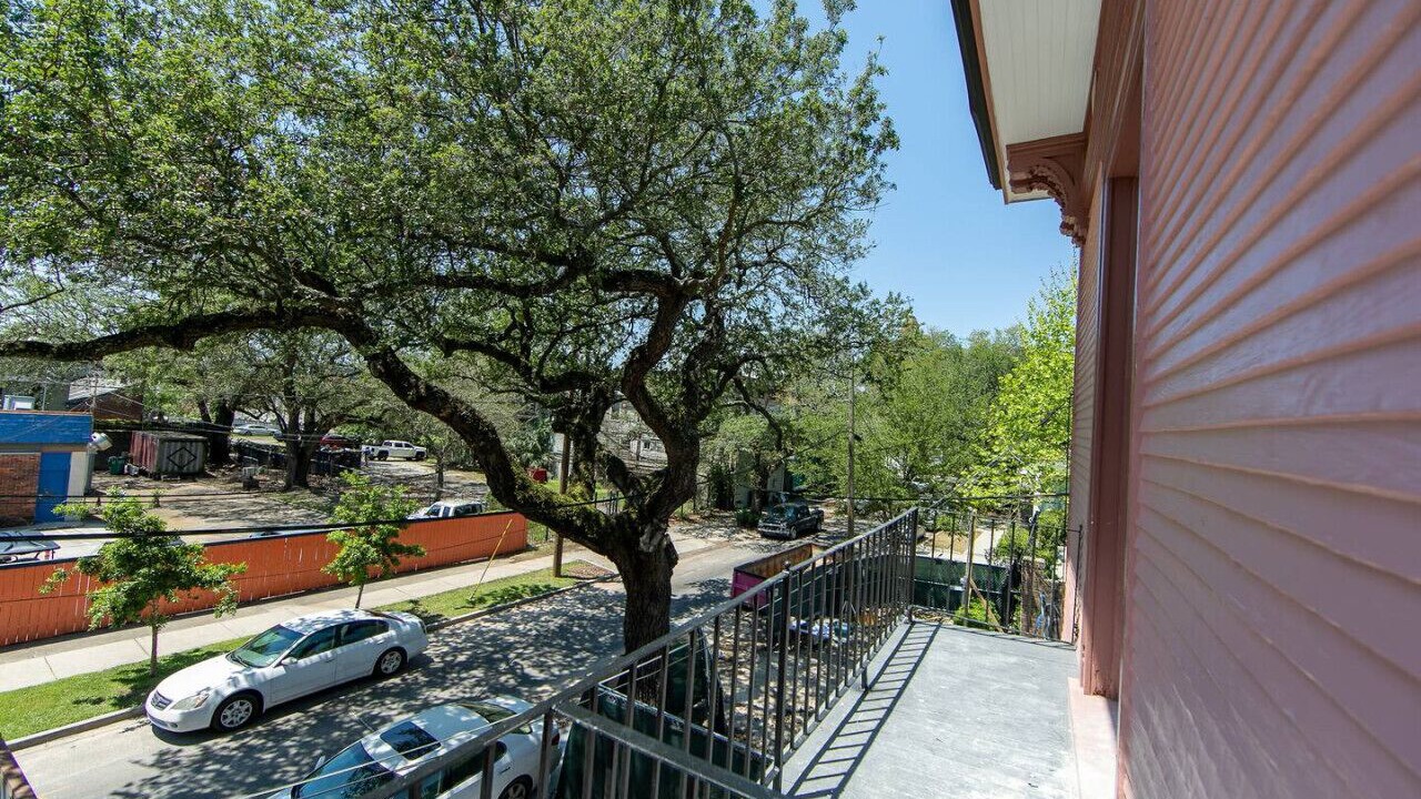 Photo of Outdoor in Treme