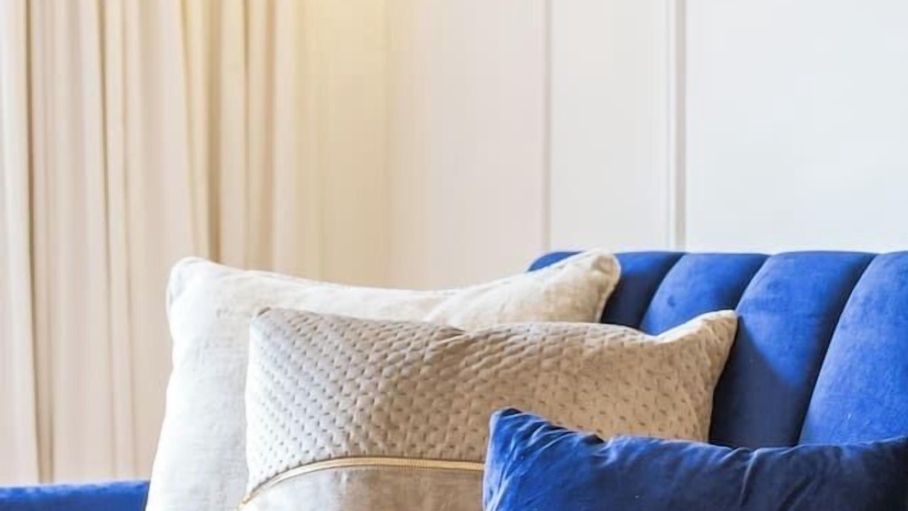 Photo of Livingroom in Streeterville