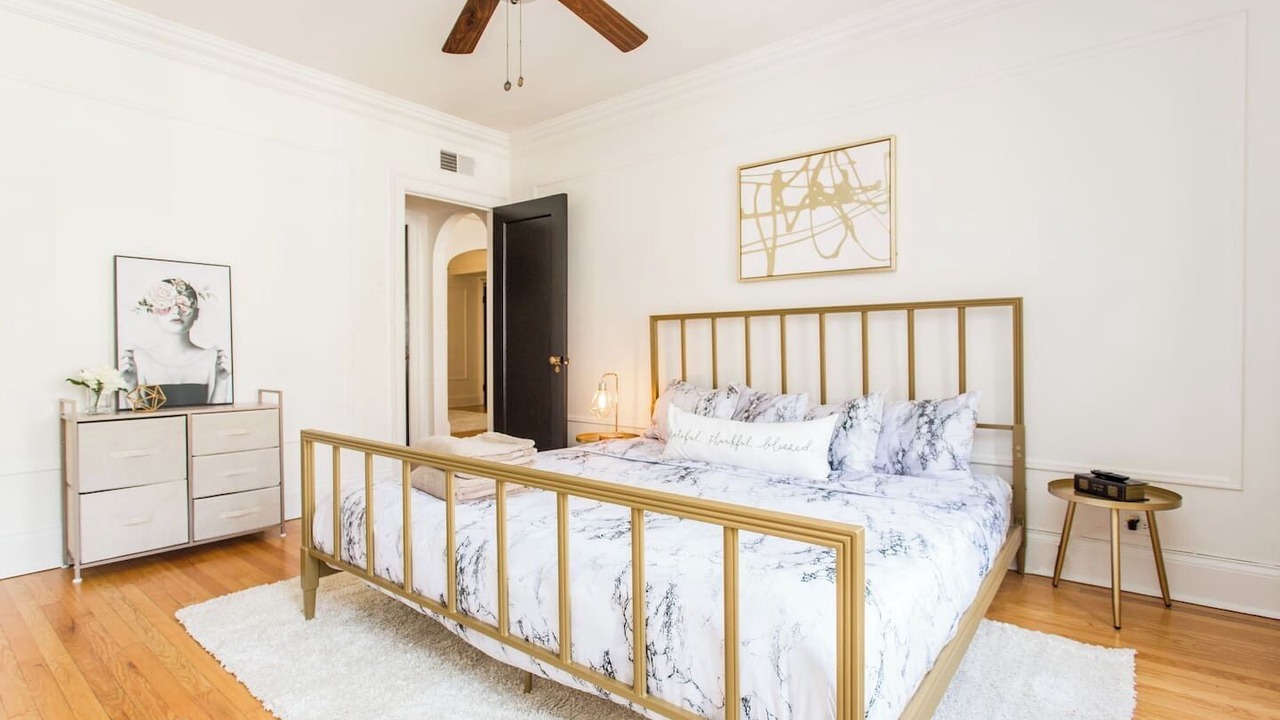Photo of Bedroom in Streeterville