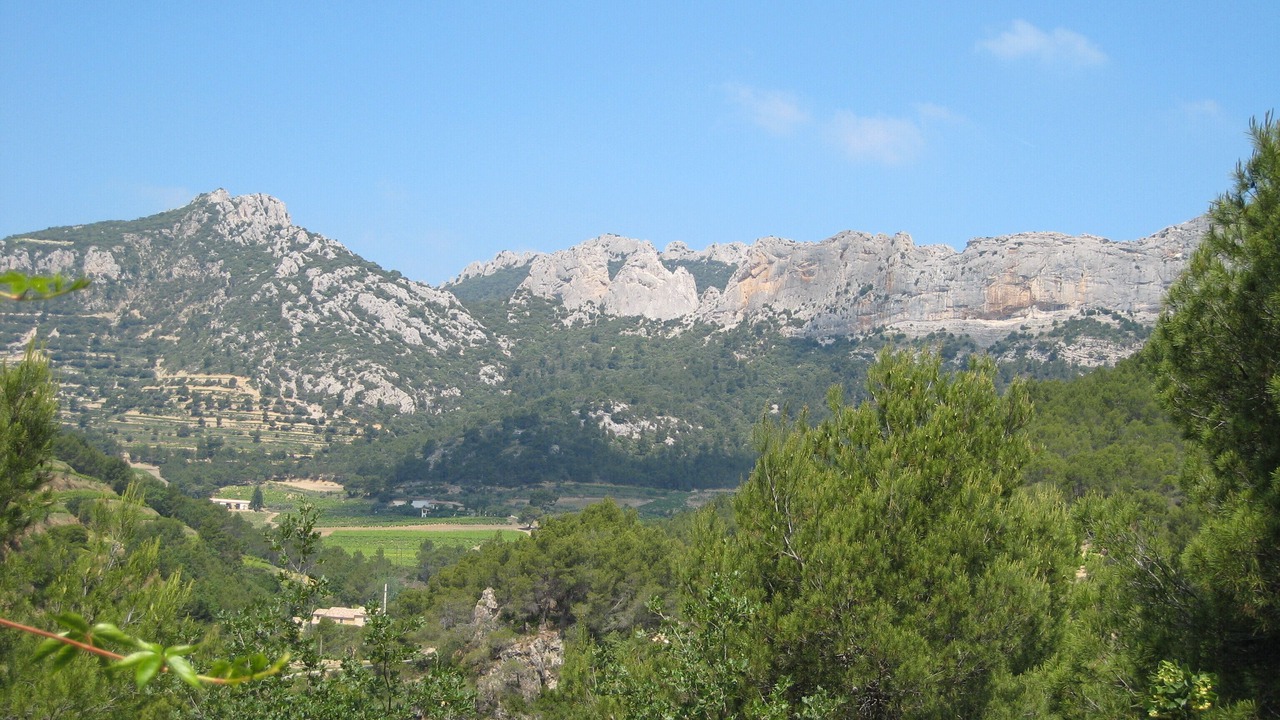Photo of Others in Beaumes-de-Venise