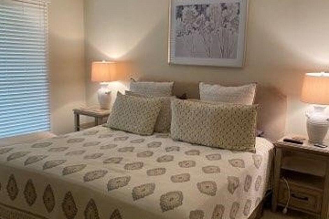Photo of Bedroom in Lakeway