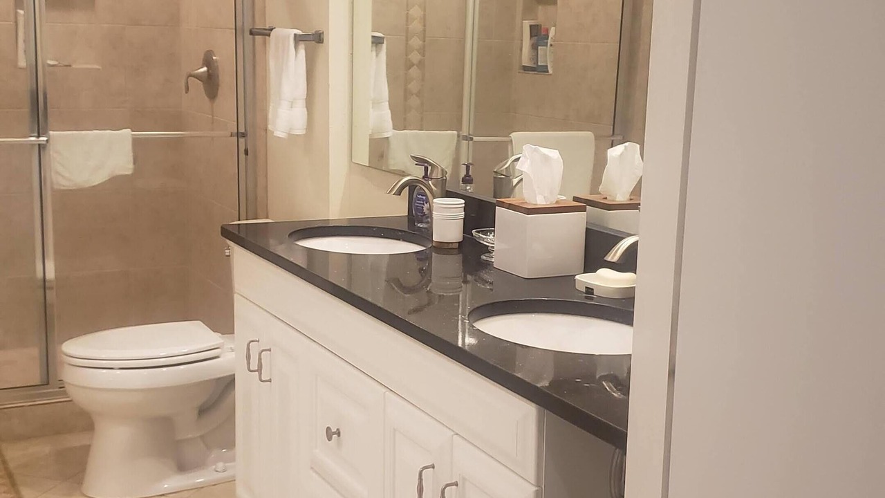Photo of Bathroom in Lakeway