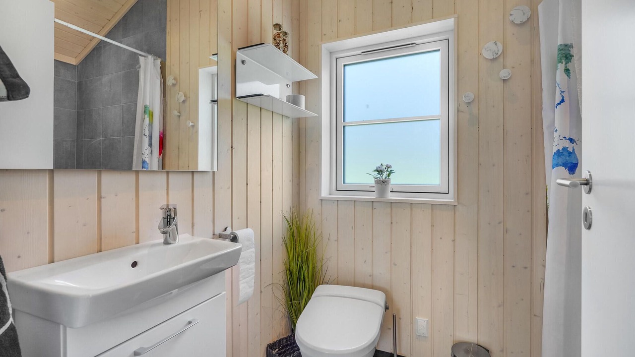 Photo of Bathroom in Rodby