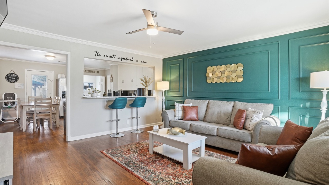 Photo of Livingroom in Turner Park