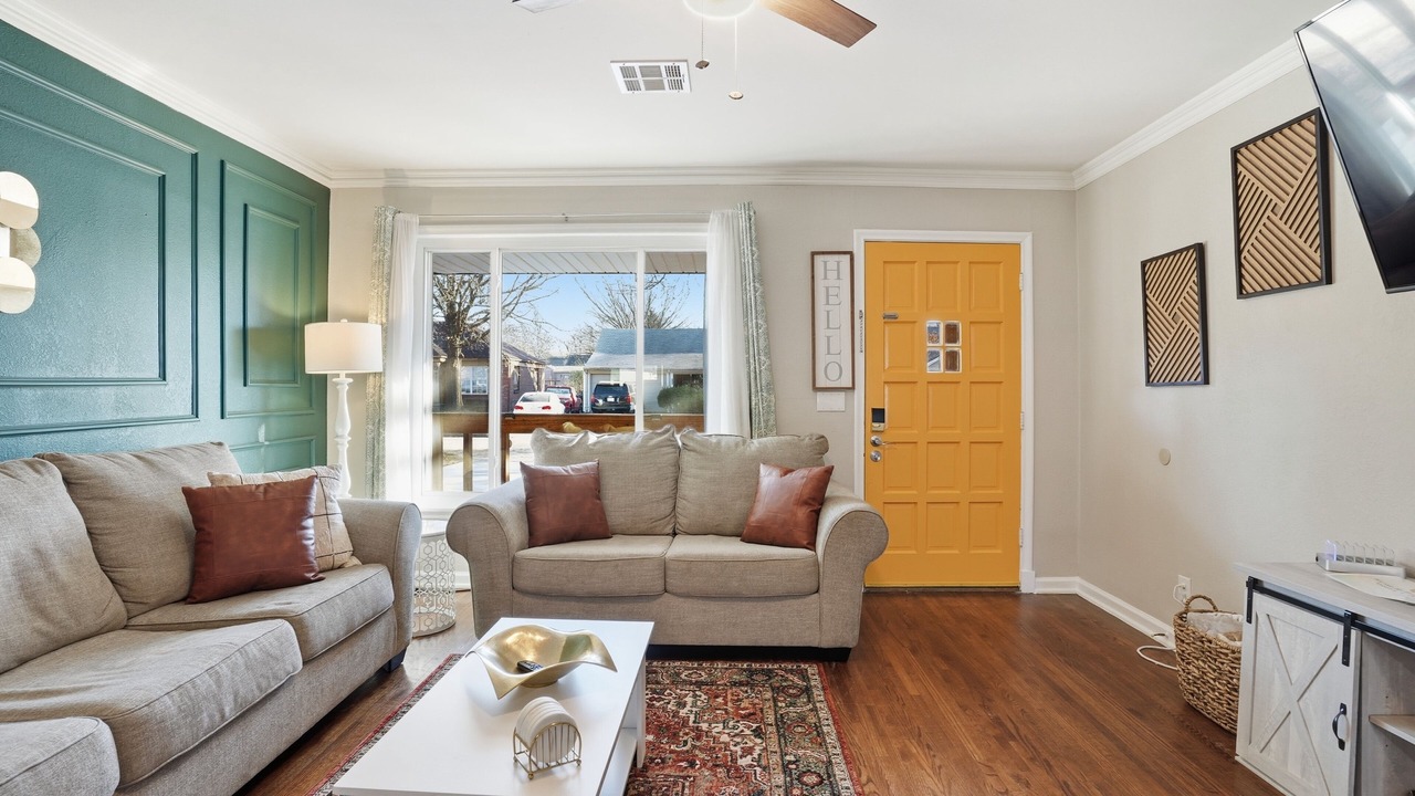 Photo of Livingroom in Turner Park
