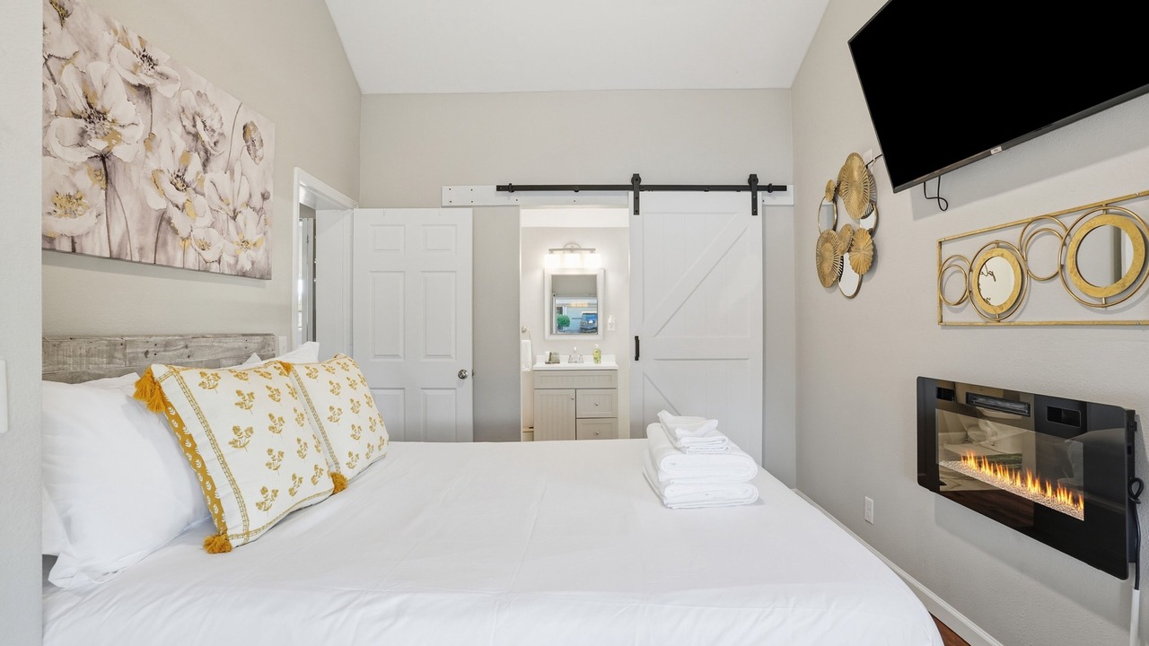 Photo of Bedroom in Turner Park