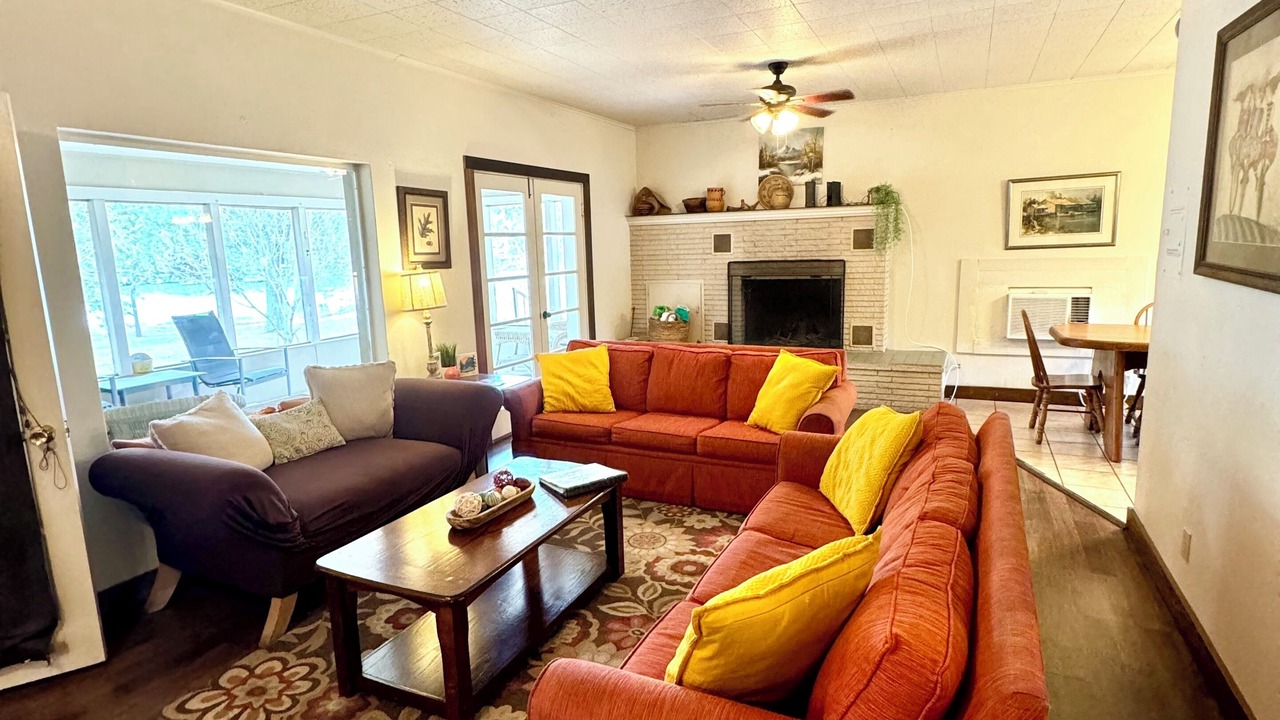 Photo of Livingroom in New Braunfels