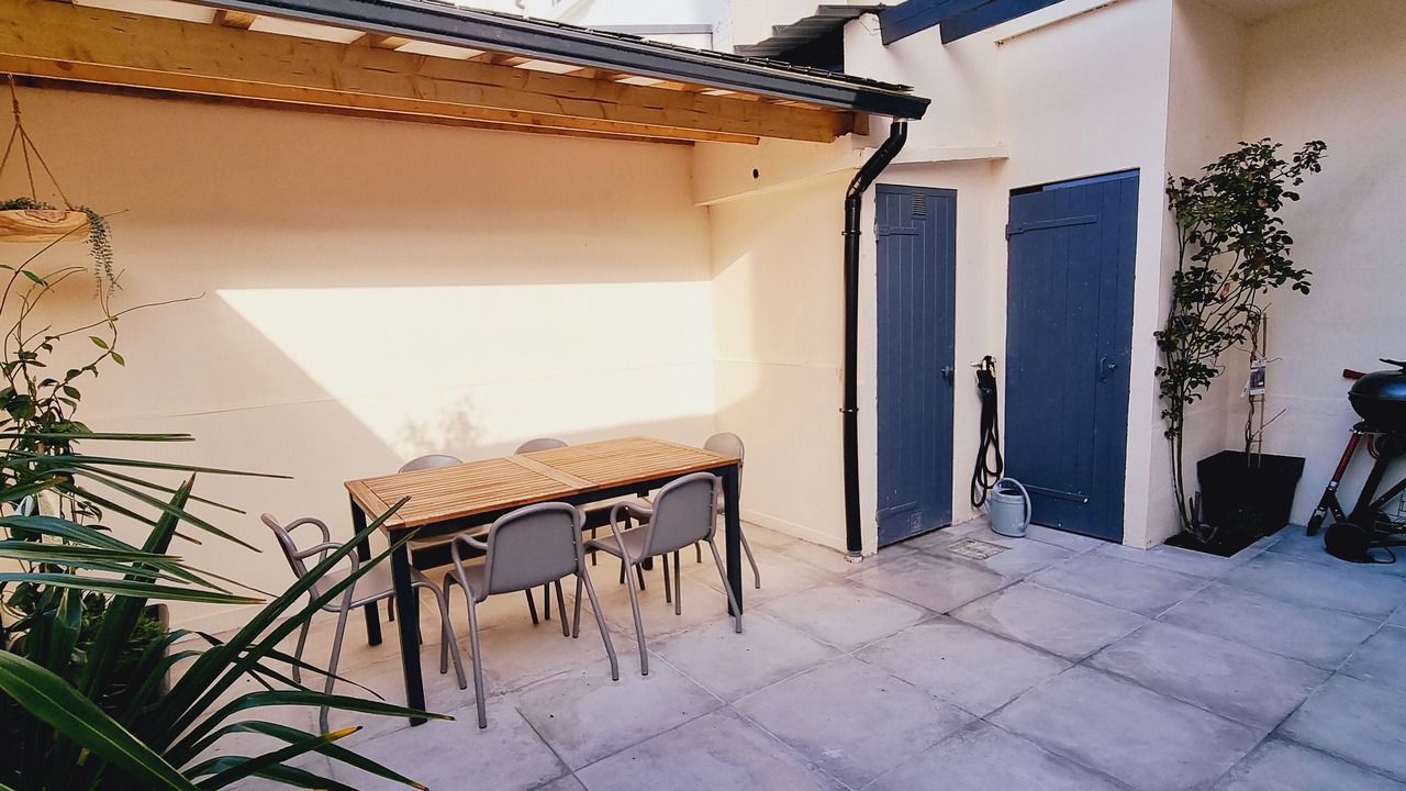 Photo of Outdoor in Cote Ouest Ormeaux