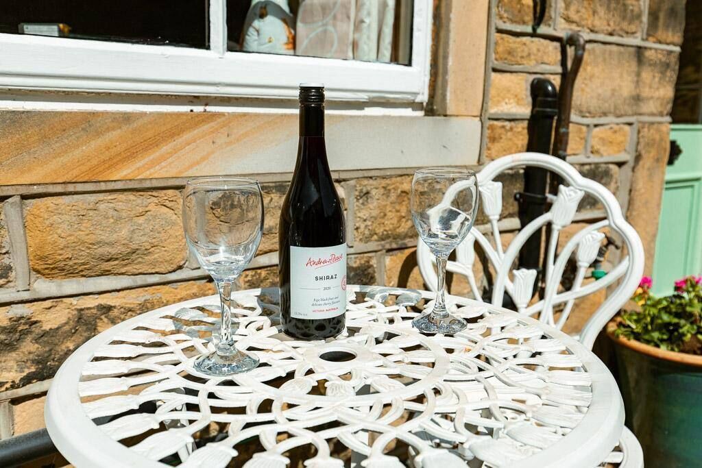 Photo of Others in Honley