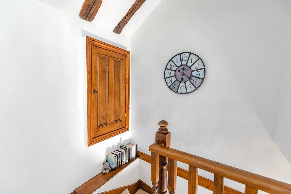 Photo of Others in Honley