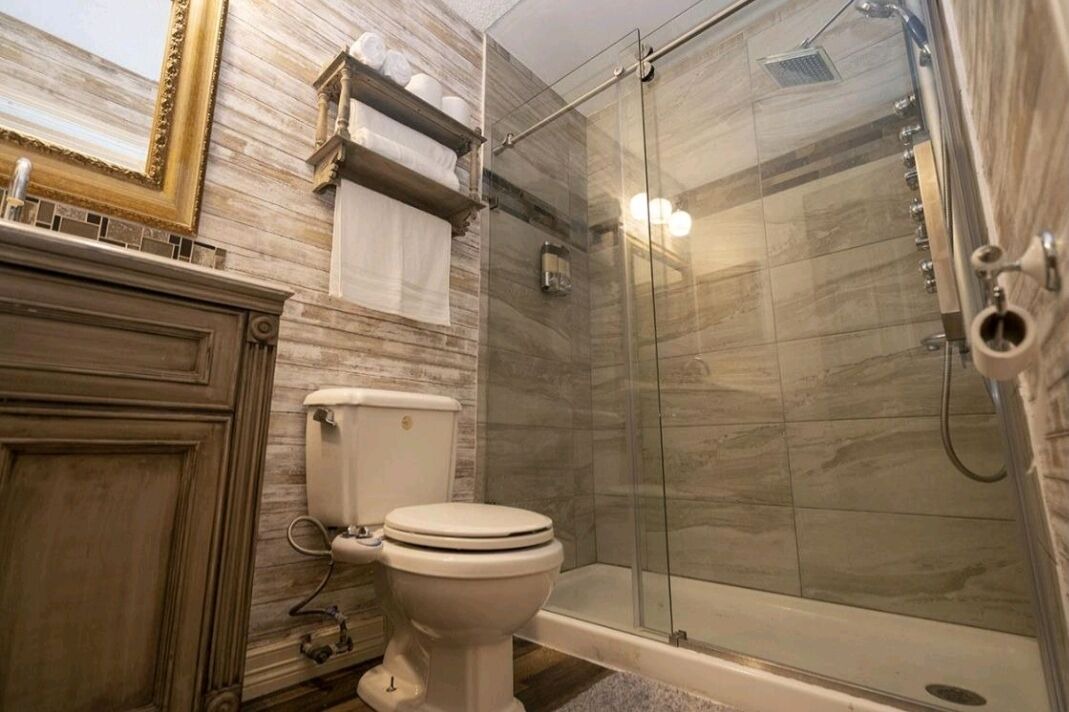 Photo of Bathroom in George Bush Park/Eldridge