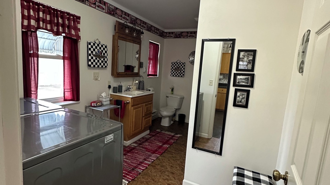 Photo of Bathroom in Keosauqua