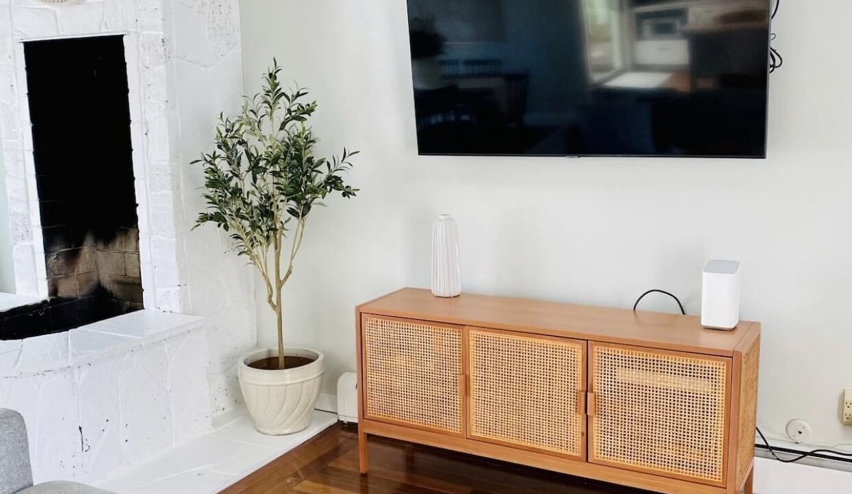 Photo of Livingroom in Newport East