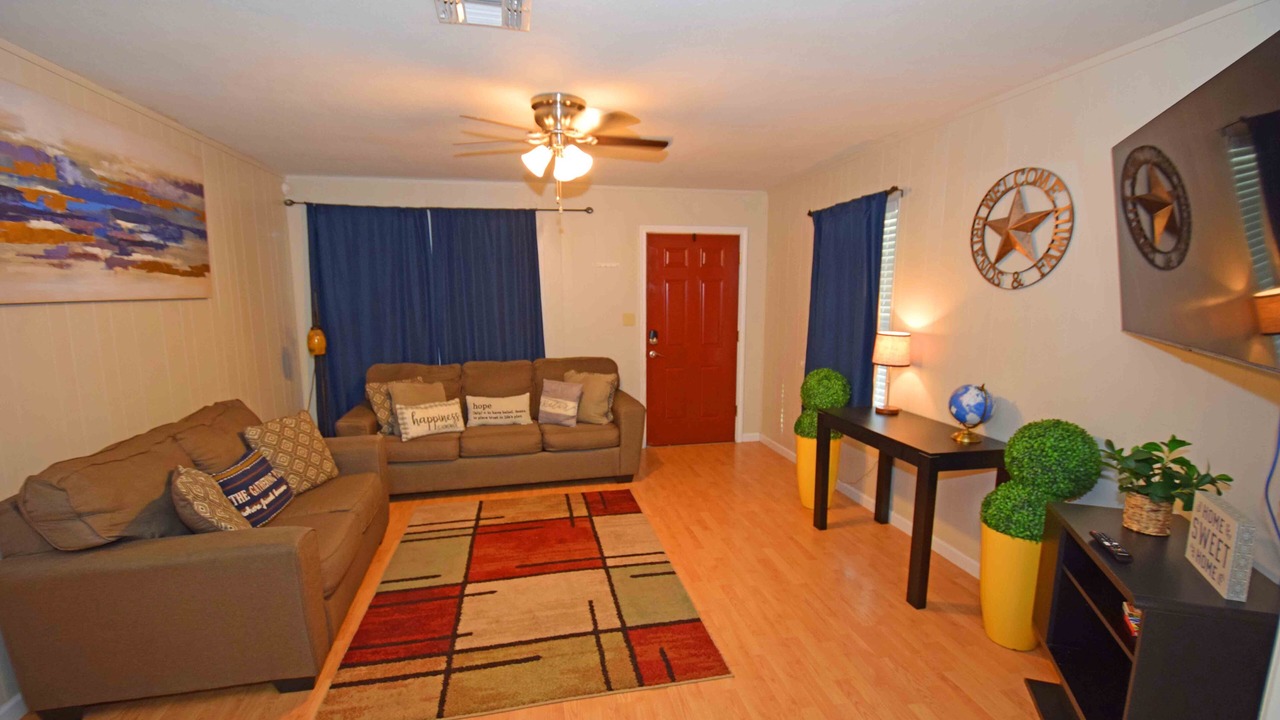 Photo of Livingroom in Kingsville