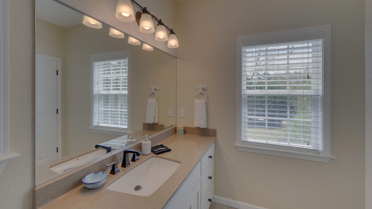 Photo of Bathroom in Blairsville