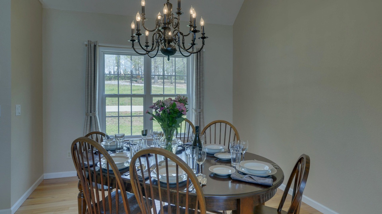 Photo of Livingroom in Blairsville