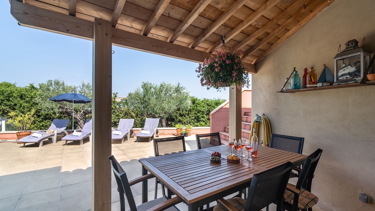 Photo of Patio Balcony in Caunes-Minervois