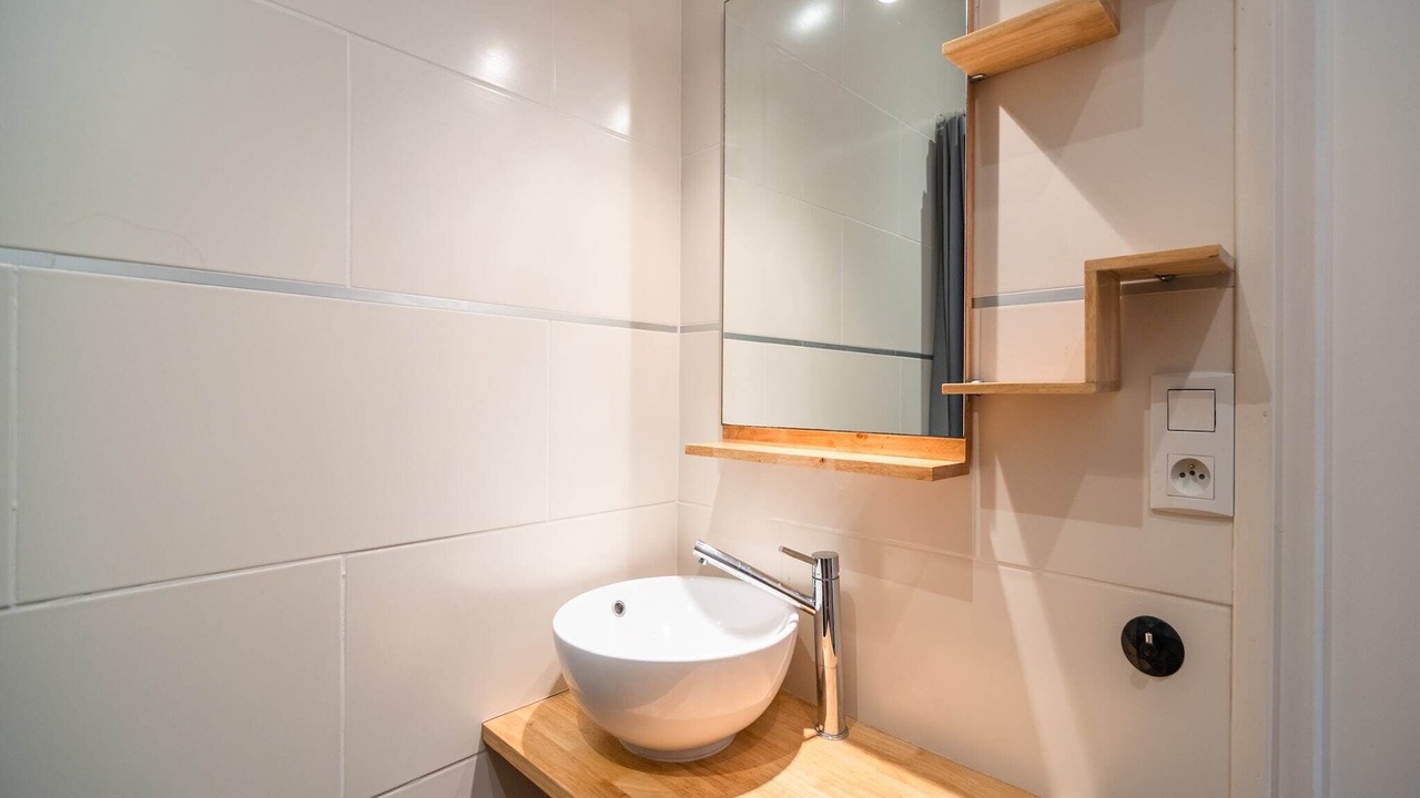 Photo of Bathroom in Caunes-Minervois