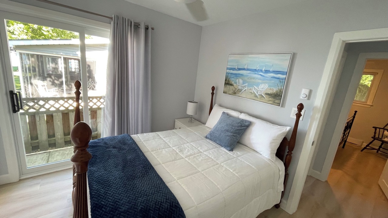 Photo of Bedroom in Lambton Shores