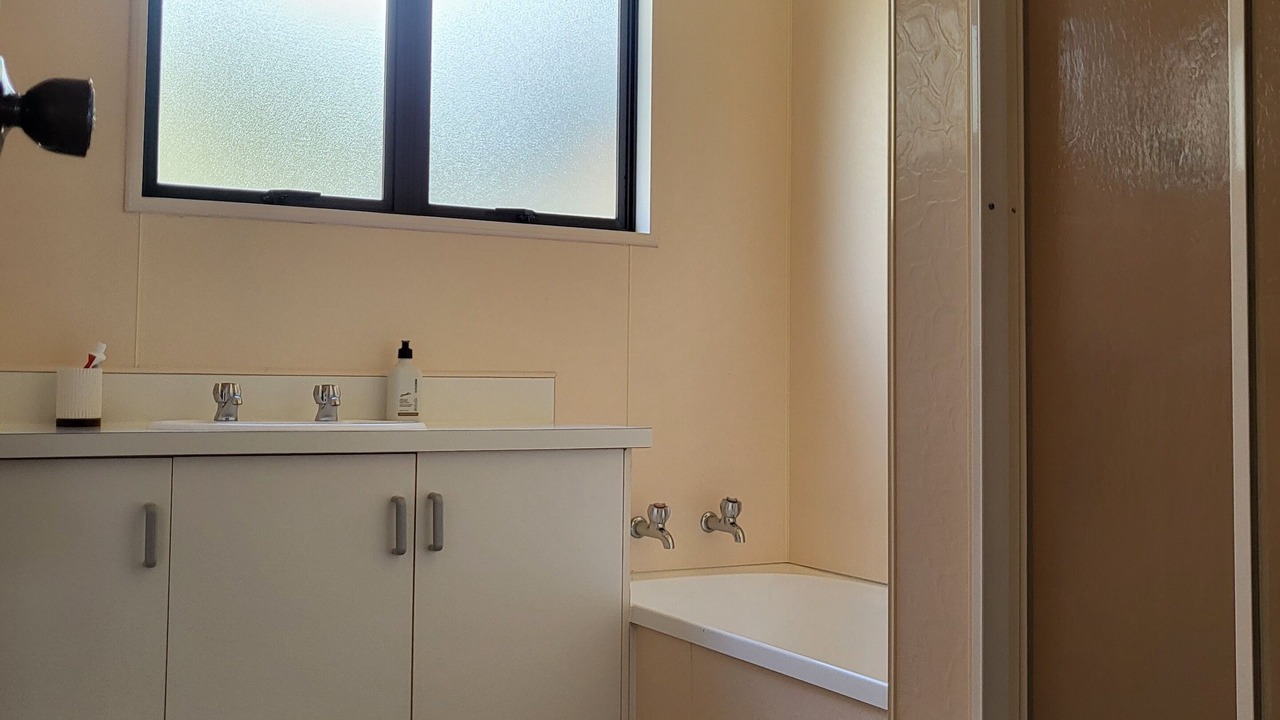 Photo of Bathroom in Pukenui