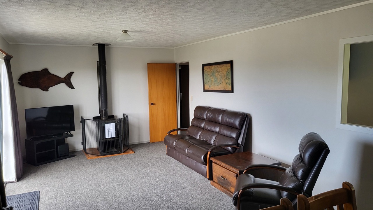 Photo of Livingroom in Pukenui