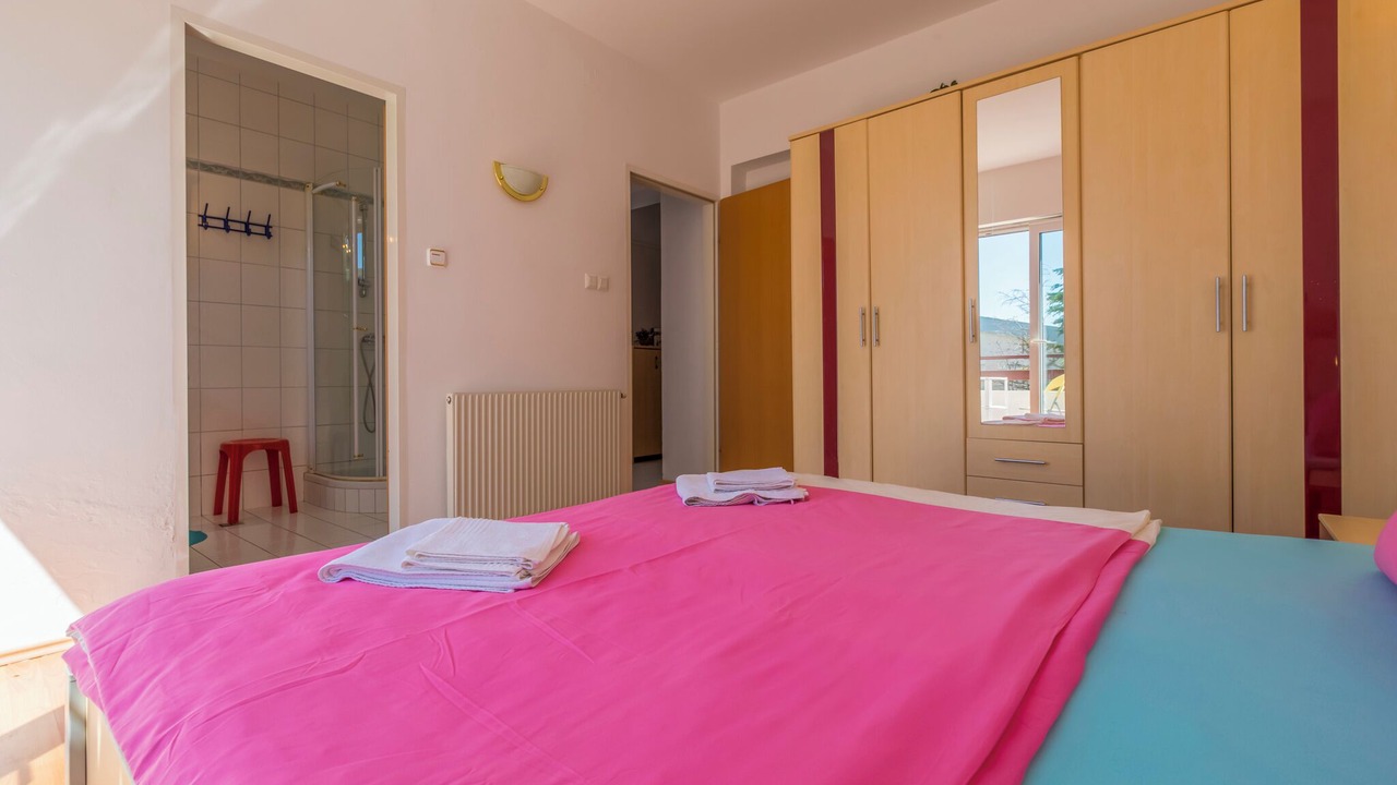 Photo of Bedroom in Klanfari
