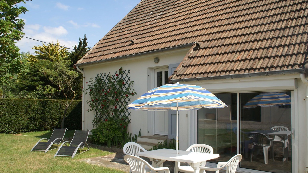 Photo of Patio Balcony in Saint-Germain-sur-Ay