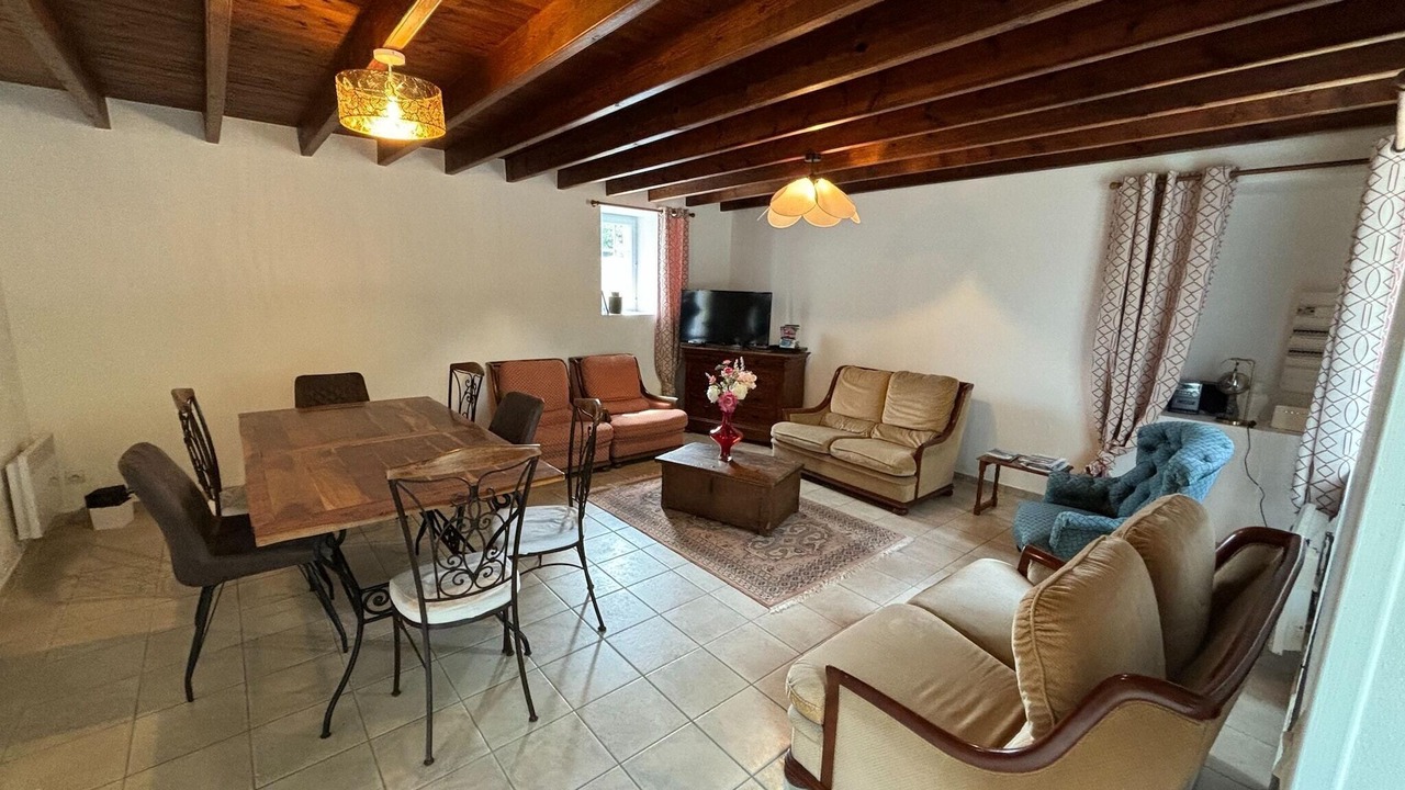 Photo of Livingroom in Ozeville