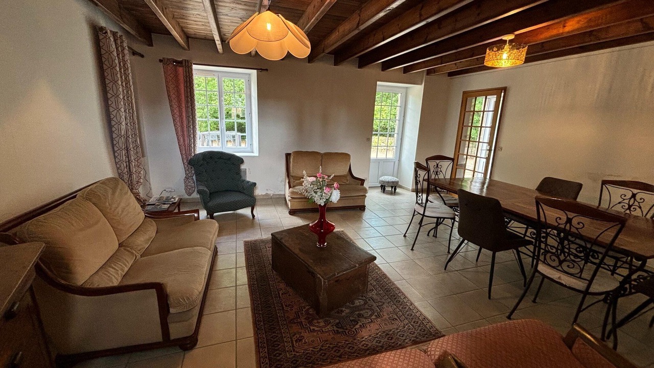 Photo of Livingroom in Ozeville