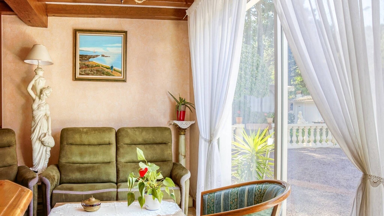 Photo of Livingroom in Penestin