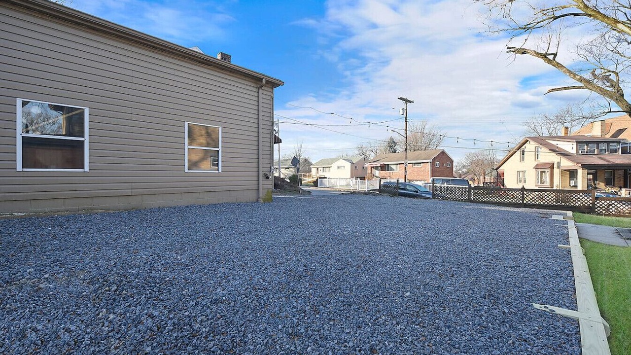 Photo of Outdoor in Crafton