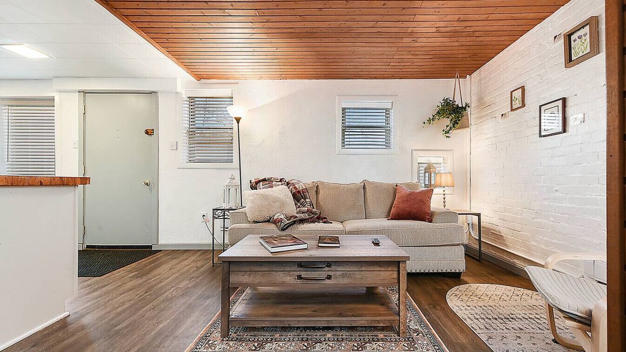 Photo of Livingroom in Crafton