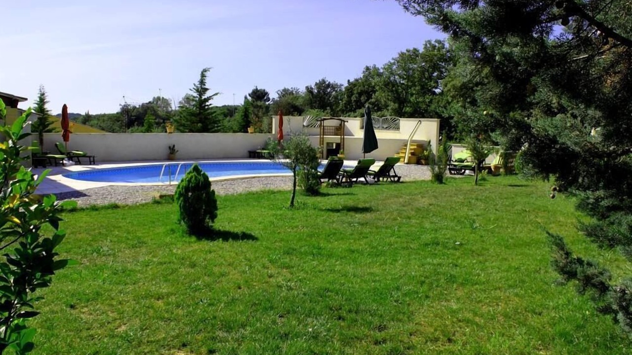 Photo of Outdoor in Saint-Marcel-de-Careiret