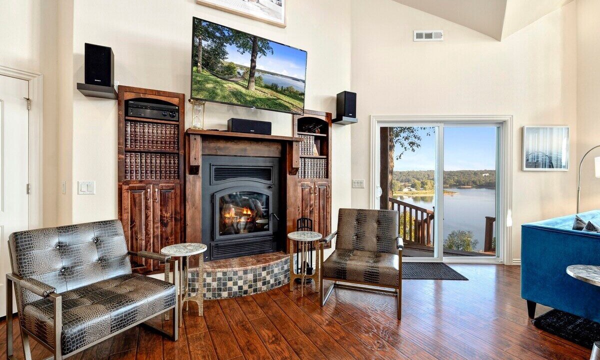 Photo of Livingroom in Rogers