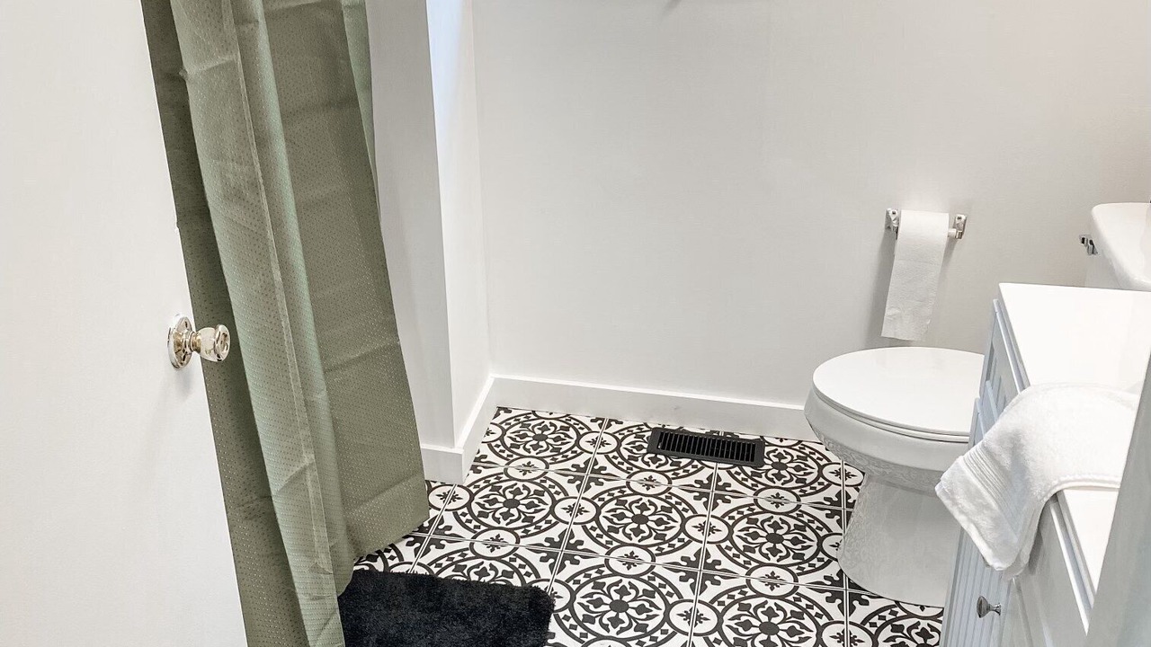 Photo of Bathroom in Van Buren