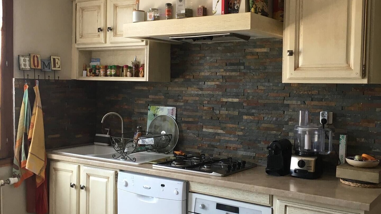 Photo of Kitchen in Saint-Laurent-des-Arbres