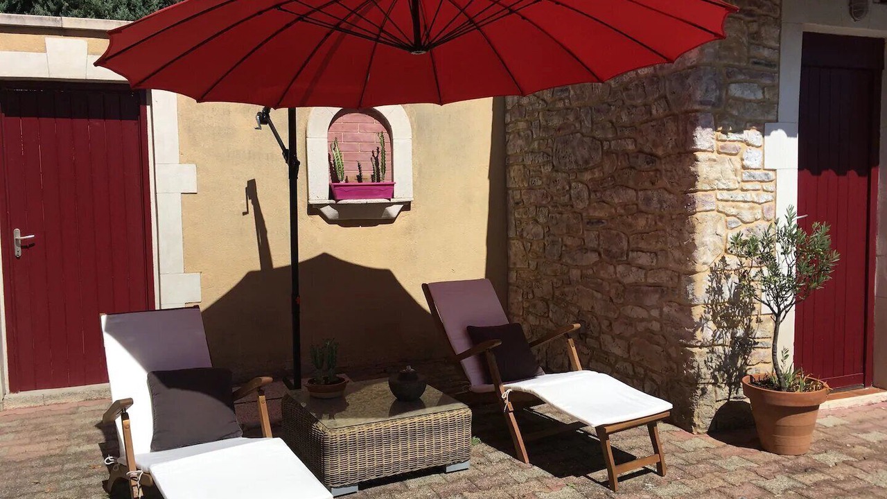 Photo of Patio Balcony in Saint-Laurent-des-Arbres