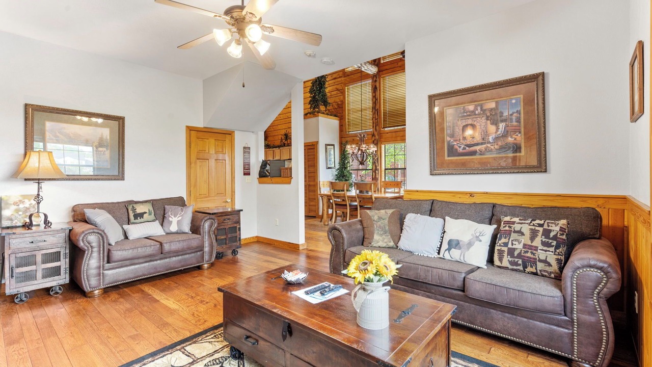 Photo of Bedroom in Branson Theater District