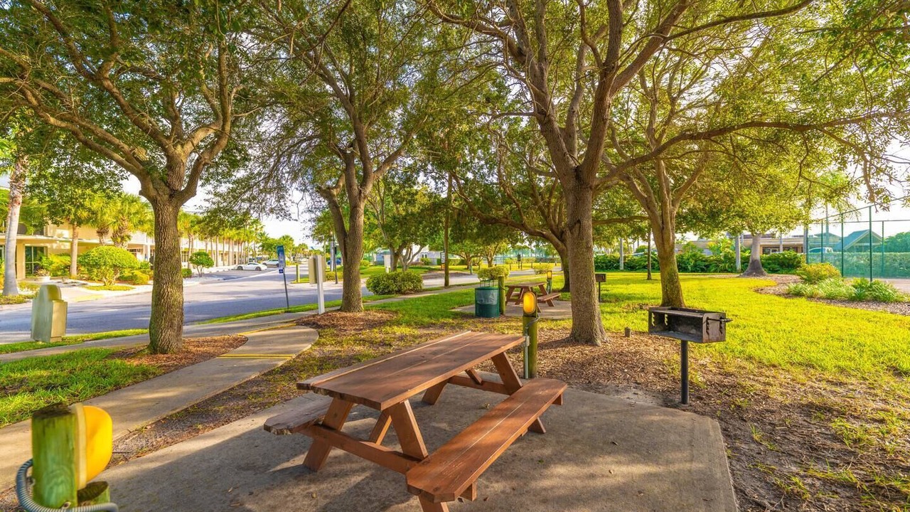 Photo of Outdoor in Ruskin