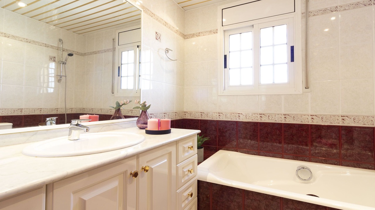 Photo of Bathroom in Creixell