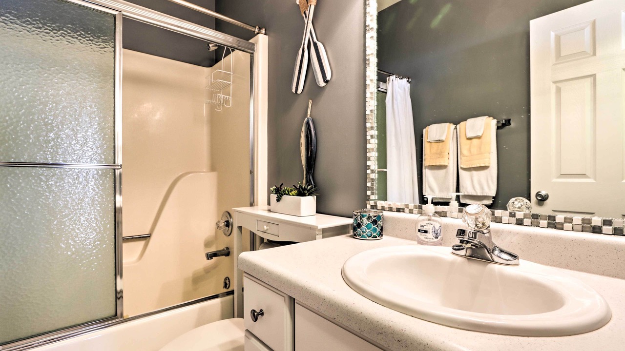 Photo of Bathroom in Lakeland
