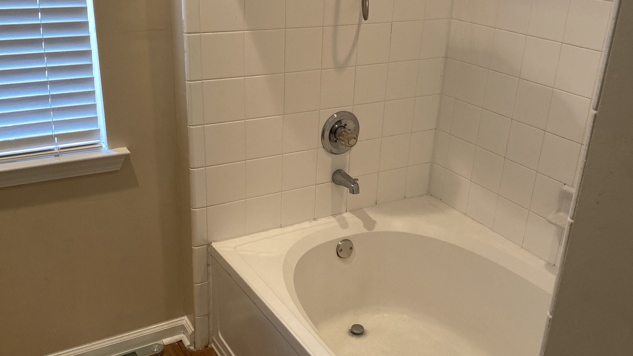 Photo of Bathroom in Lindbergh