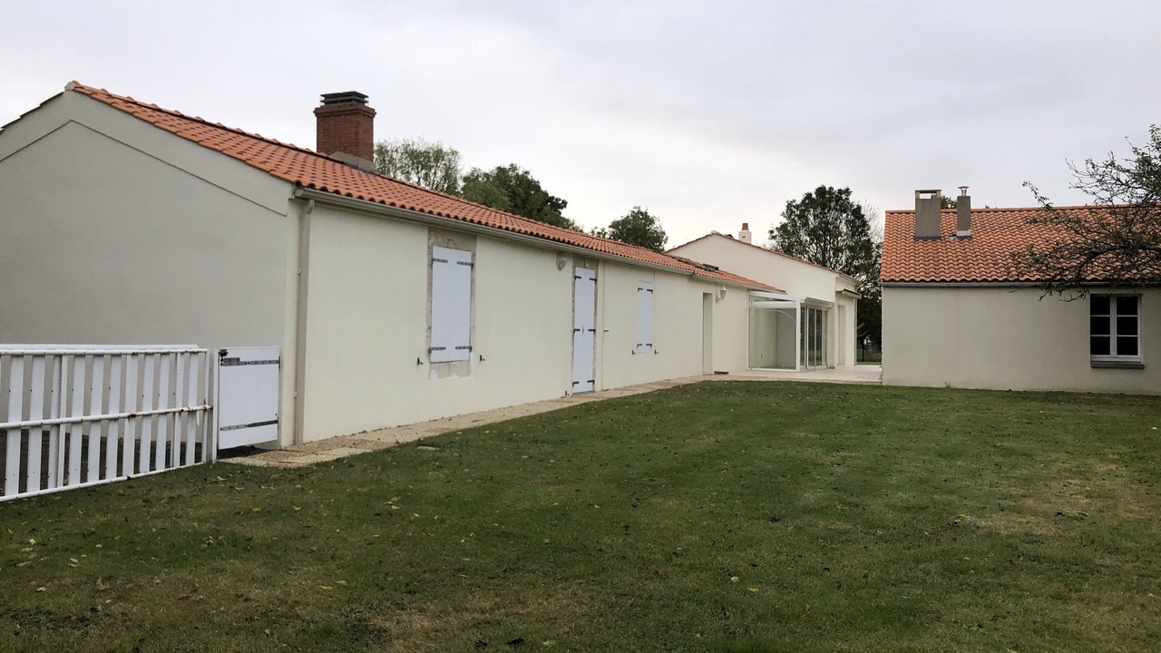 Photo of Outdoor in Saint-Denis-du-Payre