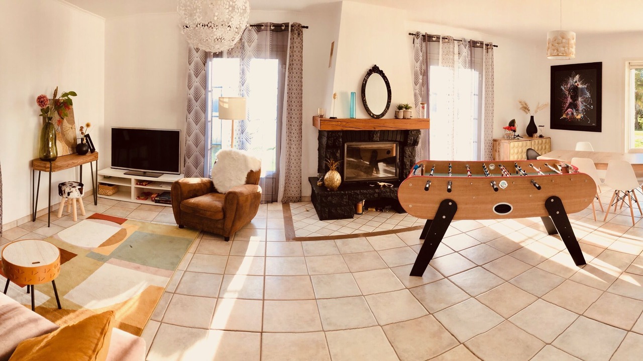 Photo of Livingroom in Saint-Denis-du-Payre