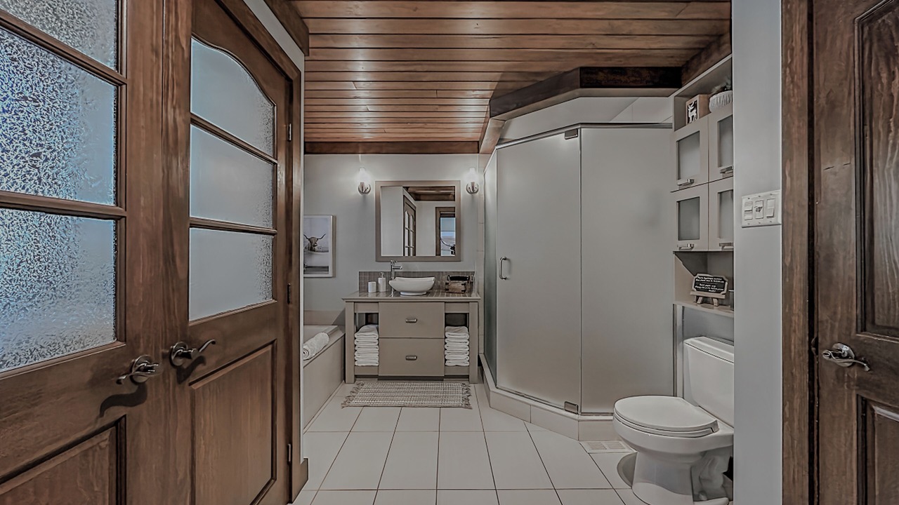 Photo of Bathroom in Saint-Faustin-Lac-Carre